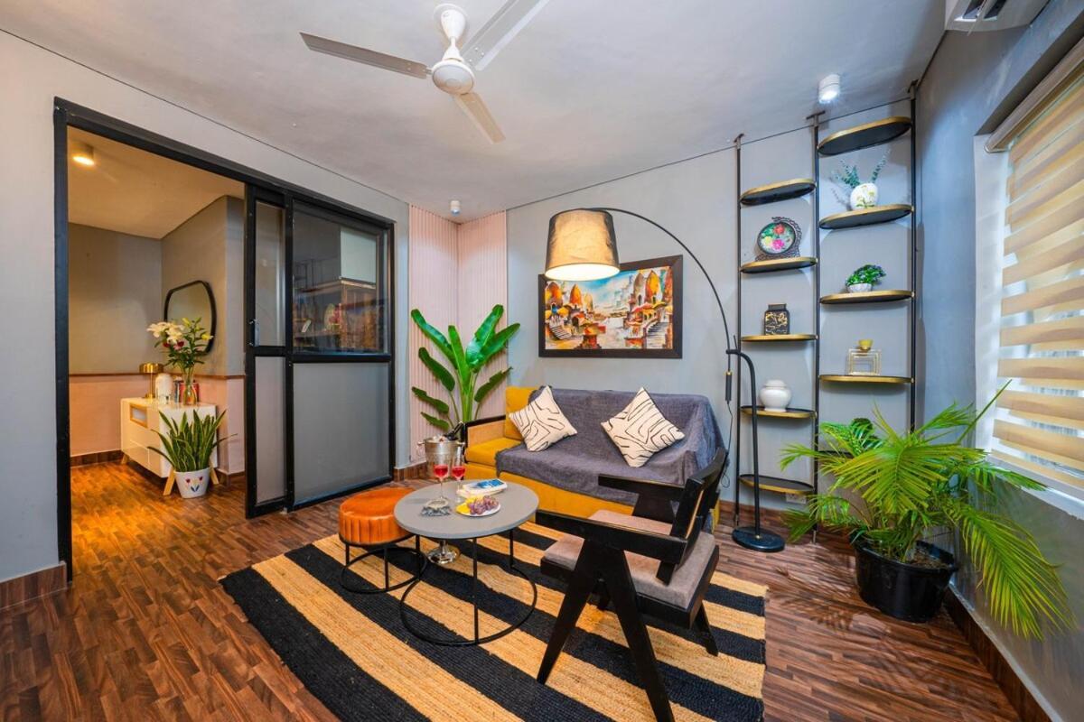 3bhk Spacious Stay-bunk & King Beds-hauz Khas *